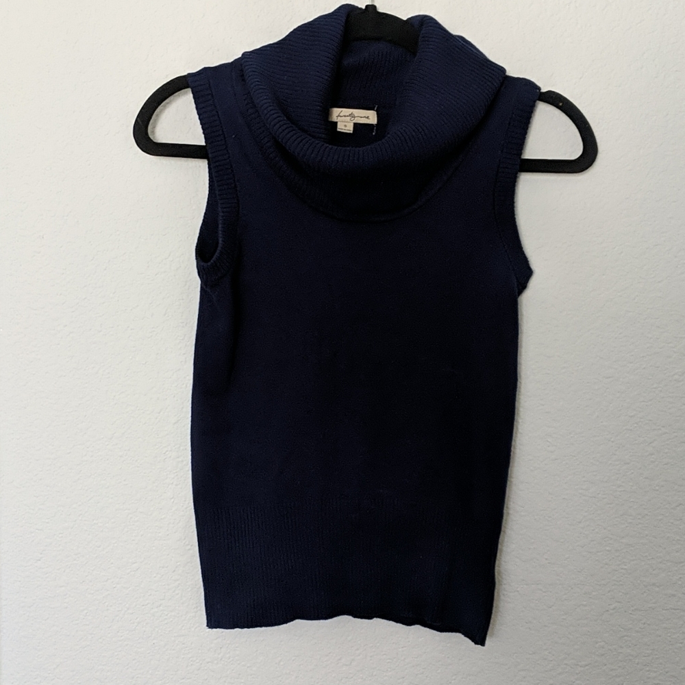 Sexy & simple sleeveless sweater